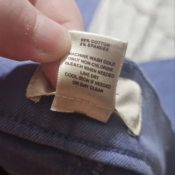 Loft lavender modern denim crop jeans! - Picture 4 of 7